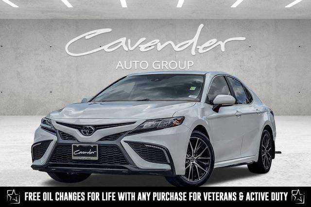 2023 Toyota Camry SE — Sedan — 30,500 mi — San Antonio, TX