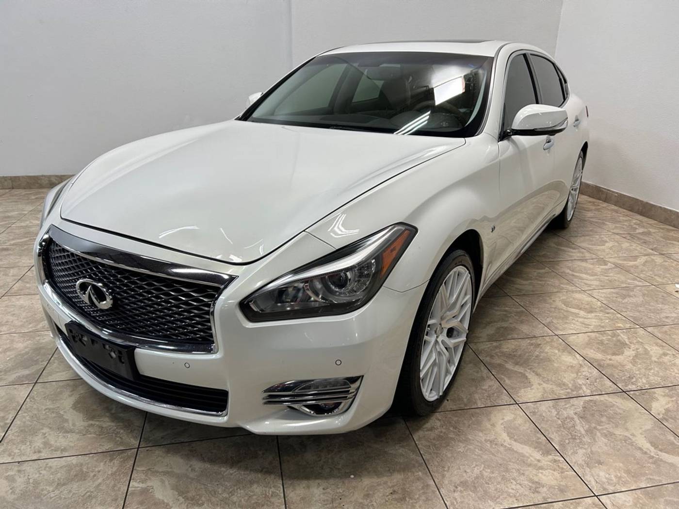 2015 INFINITI Q70L 3.7 — Sedan — 127,281 mi — Carrollton, TX
