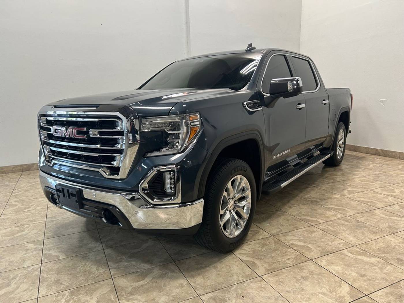 2019 GMC Sierra 1500 SLT — Pickup Truck — 127,346 mi — Carrollton, TX