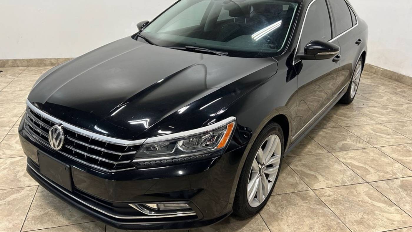 2016 Volkswagen Passat 1.8T SEL — Sedan — 115,198 mi — Carrollton, TX