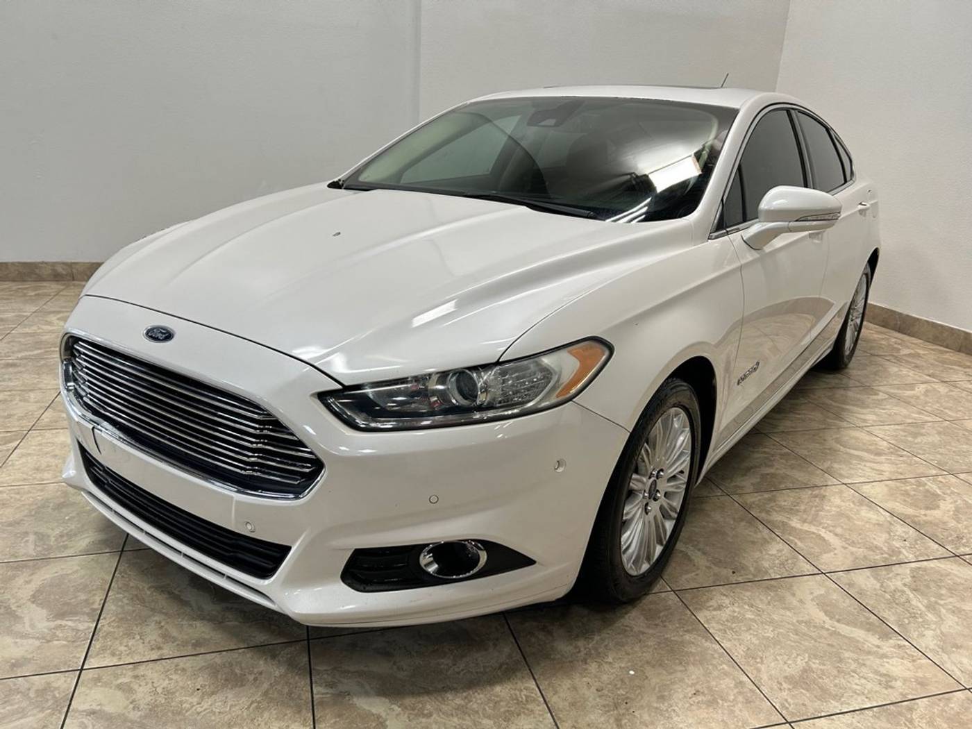 2014 Ford Fusion Hybrid SE — Sedan — 107,538 mi — Carrollton, TX