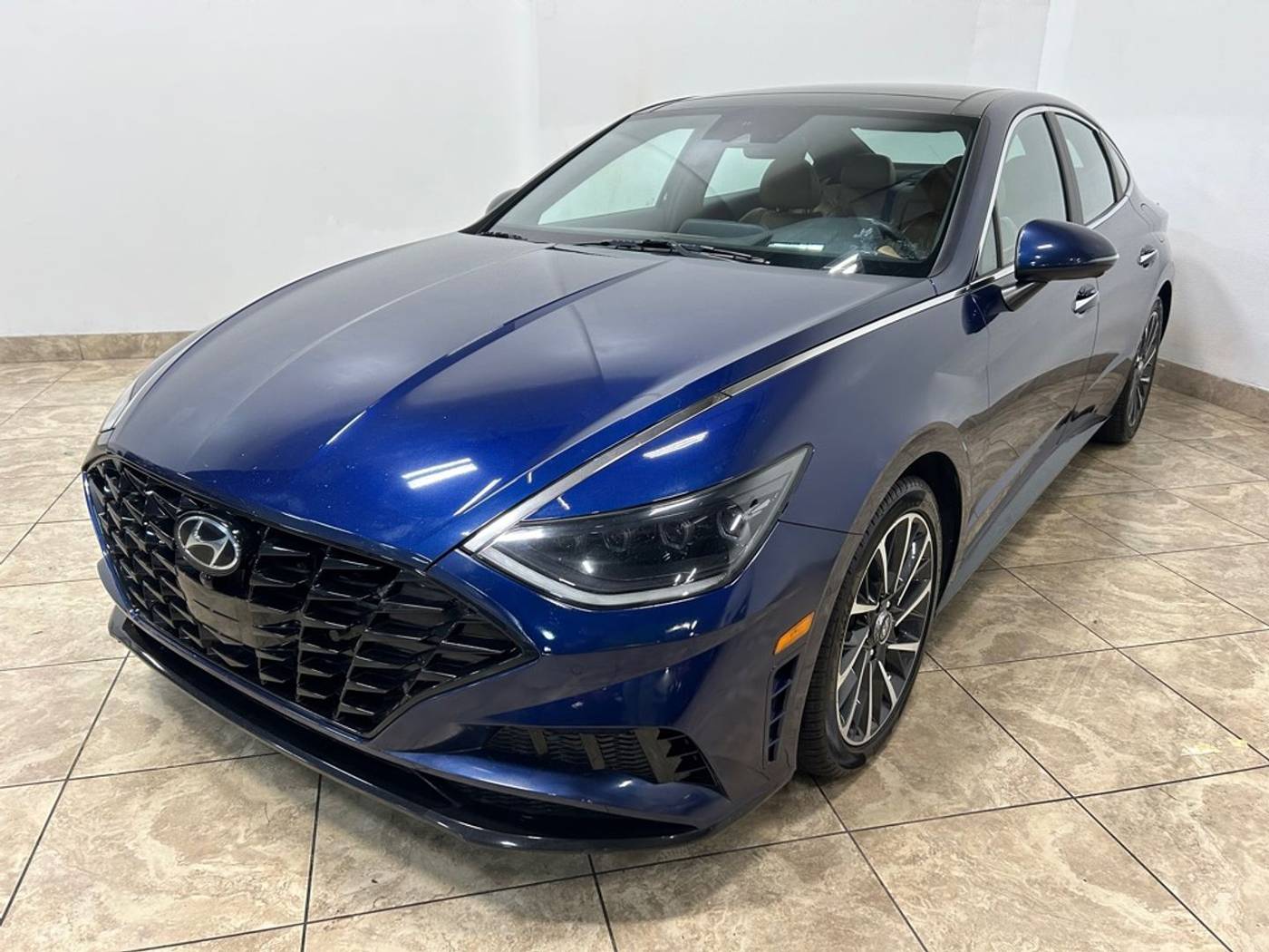 2020 Hyundai Sonata Limited — Sedan — 100,711 mi — Carrollton, TX