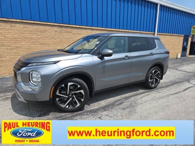 2023 Mitsubishi Outlander SE — SUV — 8,824 mi — Hobart, IN