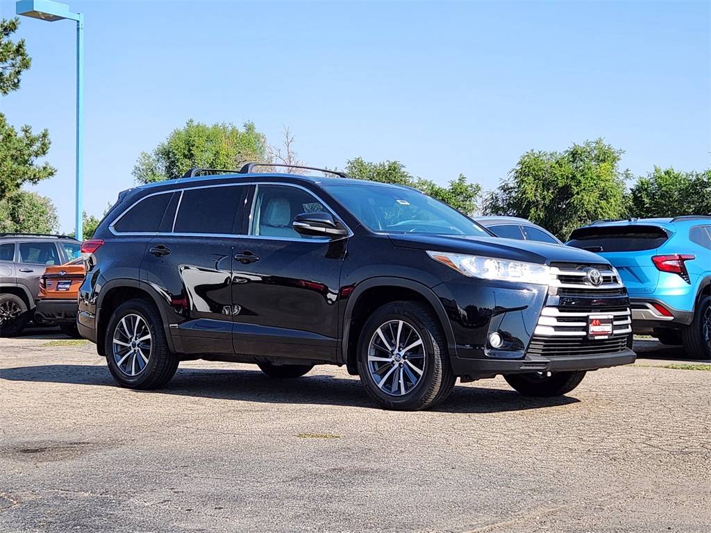 2017 Toyota Highlander XLE — SUV — 104,098 mi — Longmont, CO