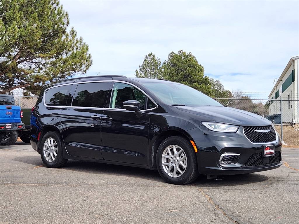 2022 Chrysler Pacifica Touring L — Minivan — 66,979 mi — Longmont, CO