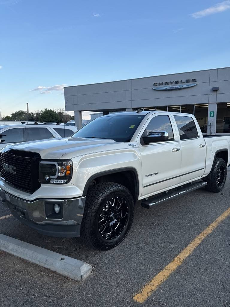2014 GMC Sierra 1500 SLT — Pickup Truck — 117,586 mi — Longmont, CO