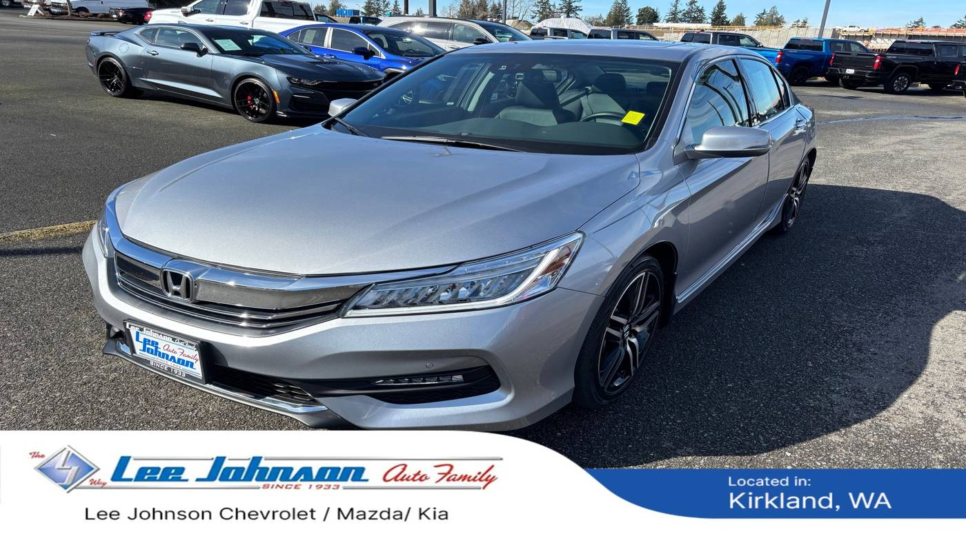 2017 Honda Accord Touring — Sedan — 52,611 mi — Kirkland, WA