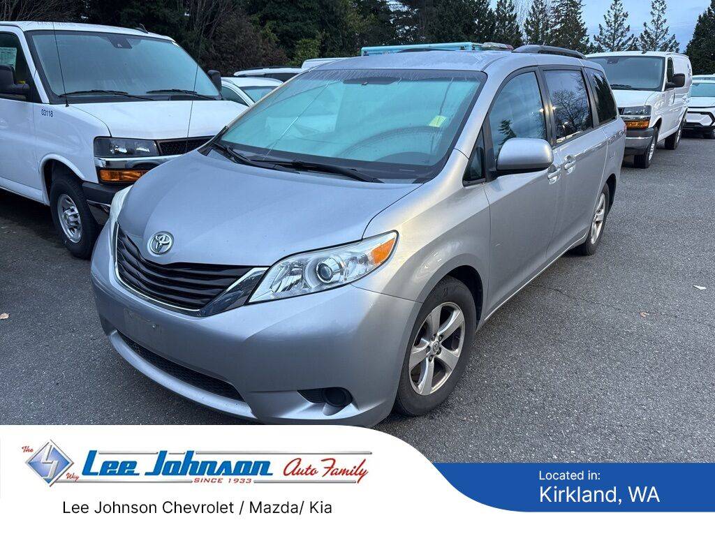 2013 Toyota Sienna LE — Minivan — 146,204 mi — Kirkland, WA