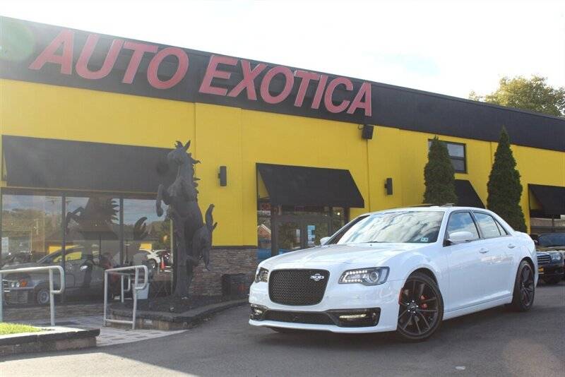 2023 Chrysler 300 C — Sedan — 5,990 mi — Red Bank, NJ