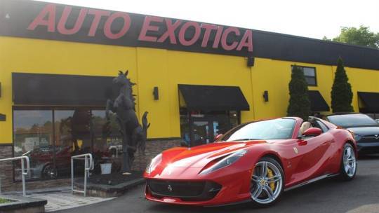 2022 Ferrari 812 GTS Base