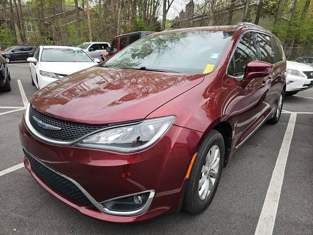 2018 Chrysler Pacifica Touring L — Minivan — 95,833 mi — Charlotte, NC
