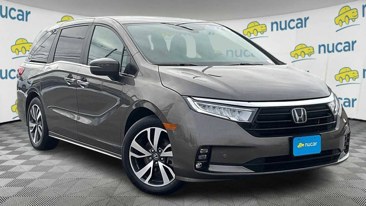 2022 Honda Odyssey Touring — Minivan — 45,267 mi — Norwood, MA