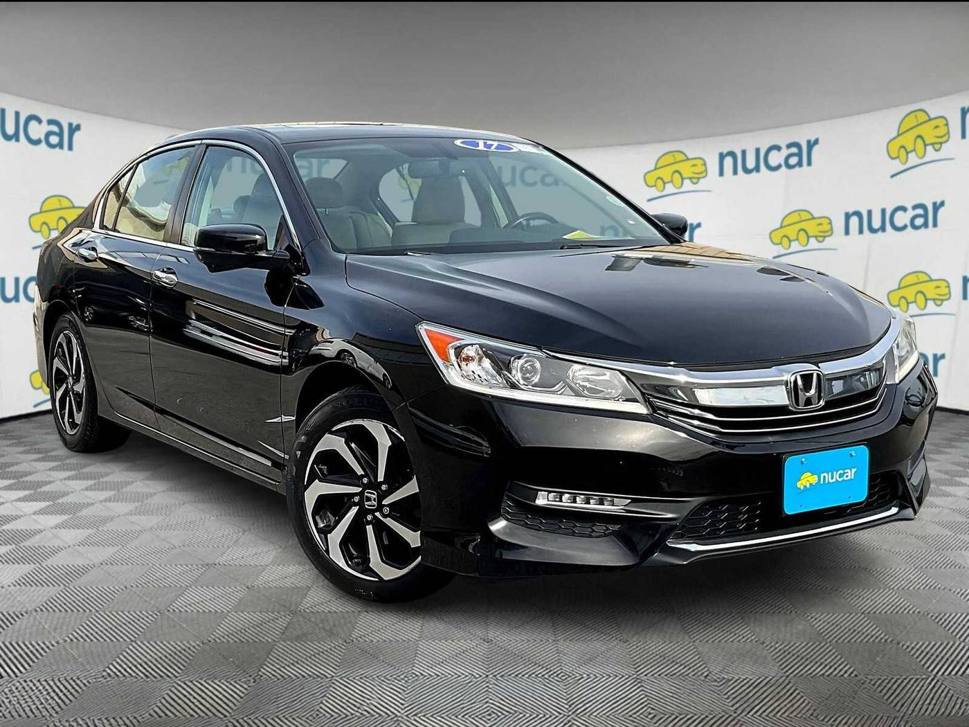 2017 Honda Accord EX-L — Sedan — 68,282 mi — Norwood, MA
