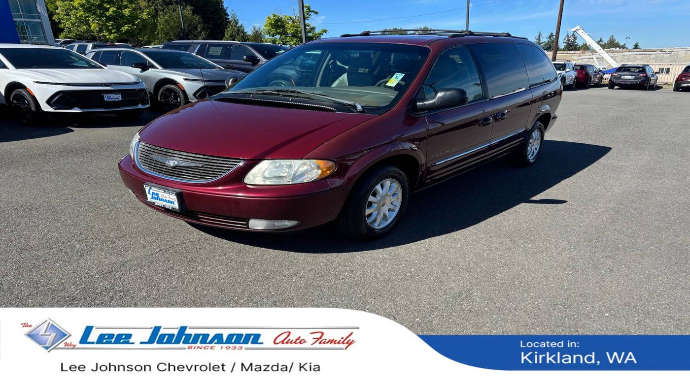 2001 Chrysler Town & Country LXi — Minivan — 155,528 mi — Kirkland, WA