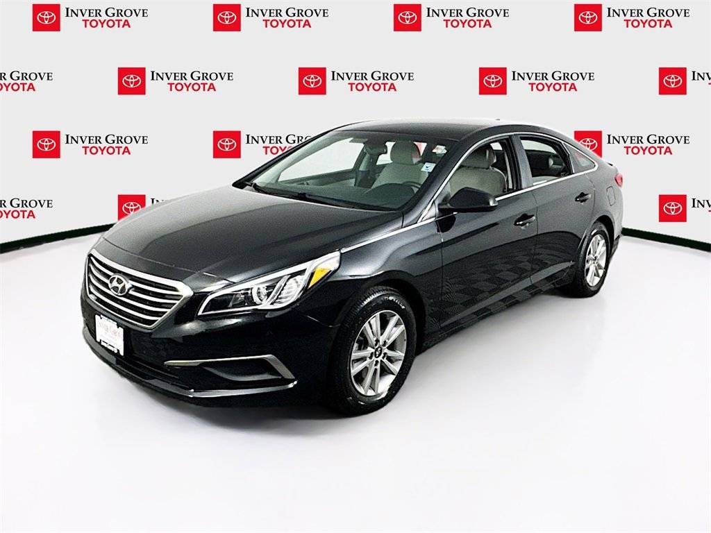 2016 Hyundai Sonata SE — Sedan — 115,837 mi — Inver Grove, MN