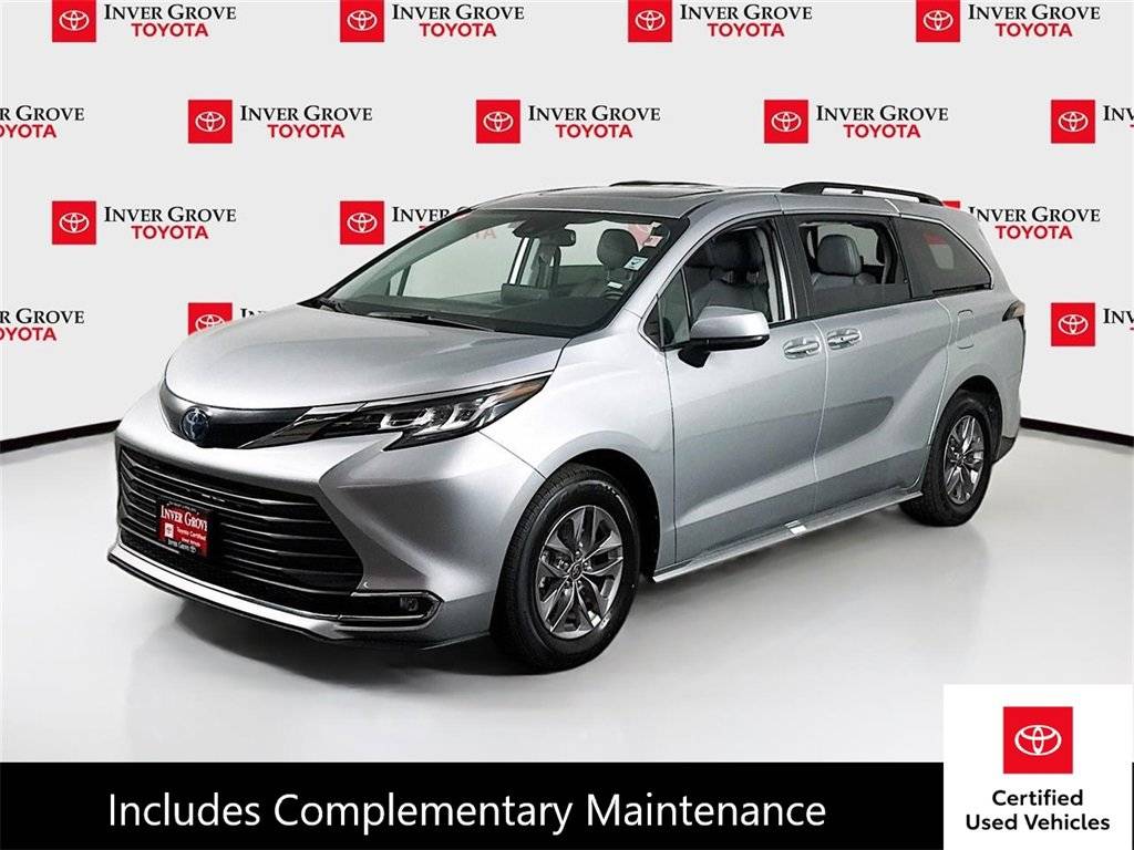 2023 Toyota Sienna XLE — Minivan — 62,783 mi — Inver Grove, MN