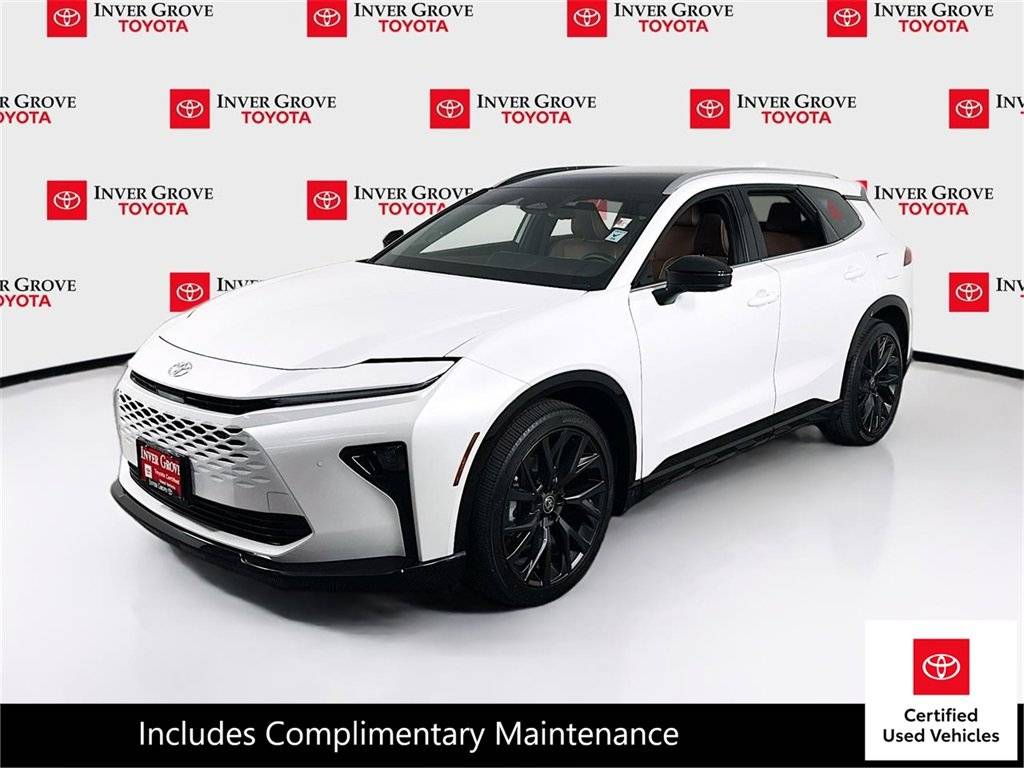 2025 Toyota Crown Signia Limited — SUV — 3,259 mi — Inver Grove, MN