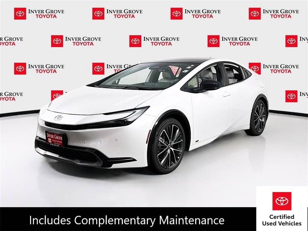 2024 Toyota Prius XLE — Hatchback — 18 mi — Inver Grove, MN