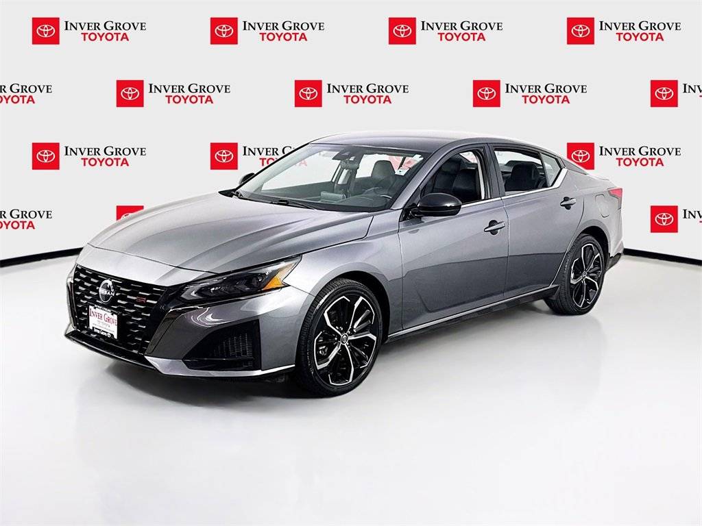 2024 Nissan Altima SR — Sedan — 31,037 mi — Inver Grove, MN