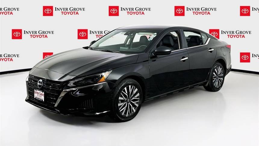 2024 Nissan Altima SV — Sedan — 26,878 mi — Inver Grove, MN