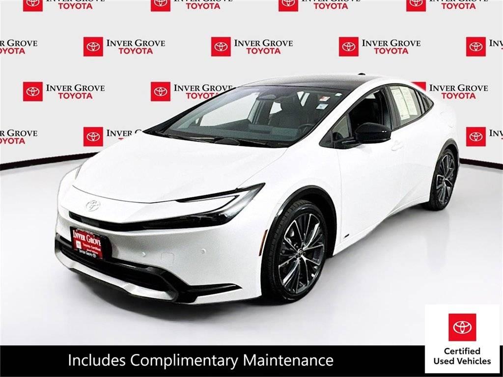 2025 Toyota Prius XLE — Hatchback — 9,836 mi — Inver Grove, MN