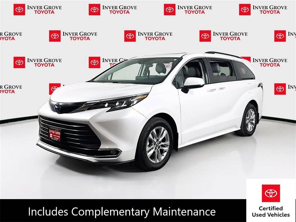 2024 Toyota Sienna XLE — Minivan — 10,023 mi — Inver Grove, MN