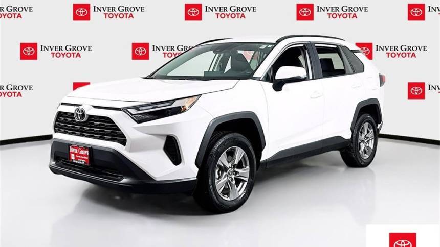 2024 Toyota RAV4 XLE — SUV — 13,800 mi — Inver Grove, MN