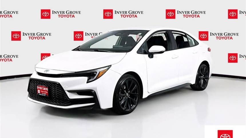 2023 Toyota Corolla SE — Sedan — 11,424 mi — Inver Grove, MN