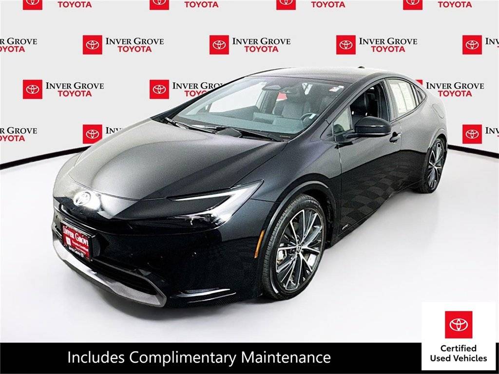 2025 Toyota Prius Limited — Hatchback — 16,284 mi — Inver Grove, MN