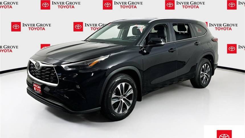 2024 Toyota Highlander XLE — SUV — 16,693 mi — Inver Grove, MN
