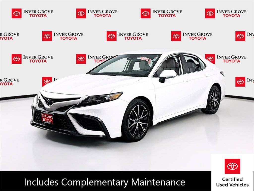 2022 Toyota Camry SE — Sedan — 28,765 mi — Inver Grove, MN