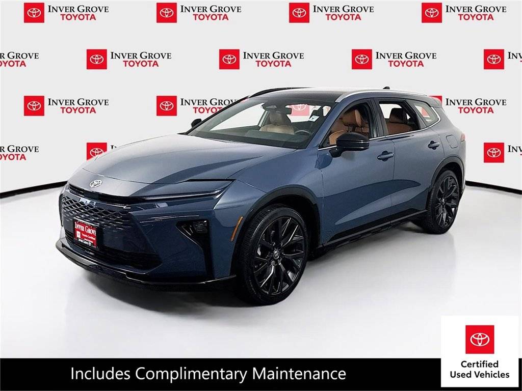 2025 Toyota Crown Signia Limited — SUV — 8,902 mi — Inver Grove, MN