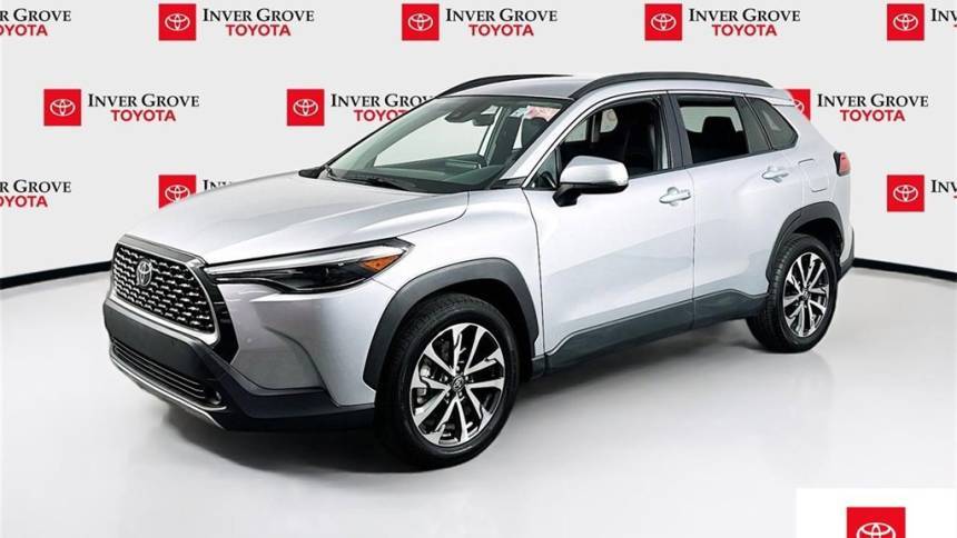 2022 Toyota Corolla Cross XLE — SUV — 39,584 mi — Inver Grove, MN
