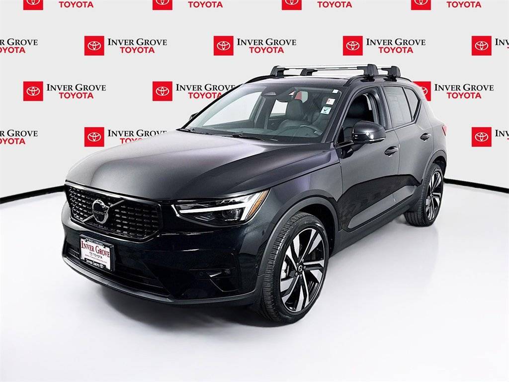 2023 Volvo XC40 Ultimate — SUV — 23,528 mi — Inver Grove, MN