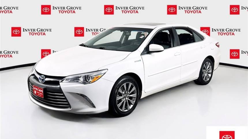 2016 Toyota Camry Hybrid XLE — Sedan — 68,390 mi — Inver Grove, MN