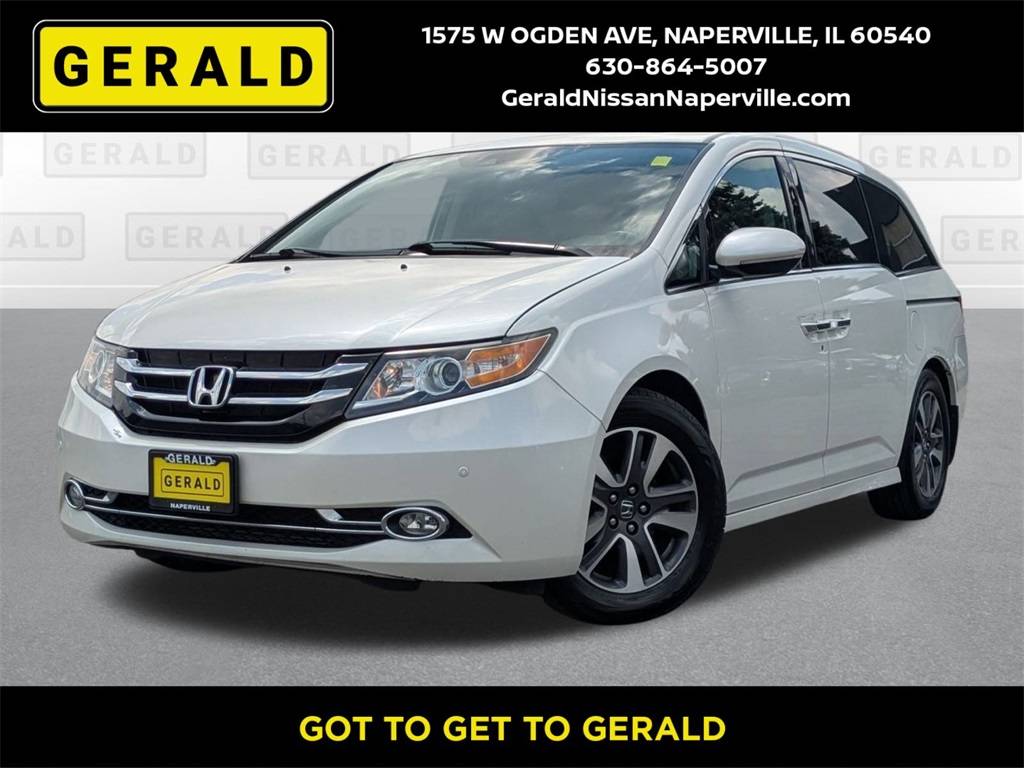 2016 Honda Odyssey Touring — Minivan — 101,213 mi — Naperville, IL