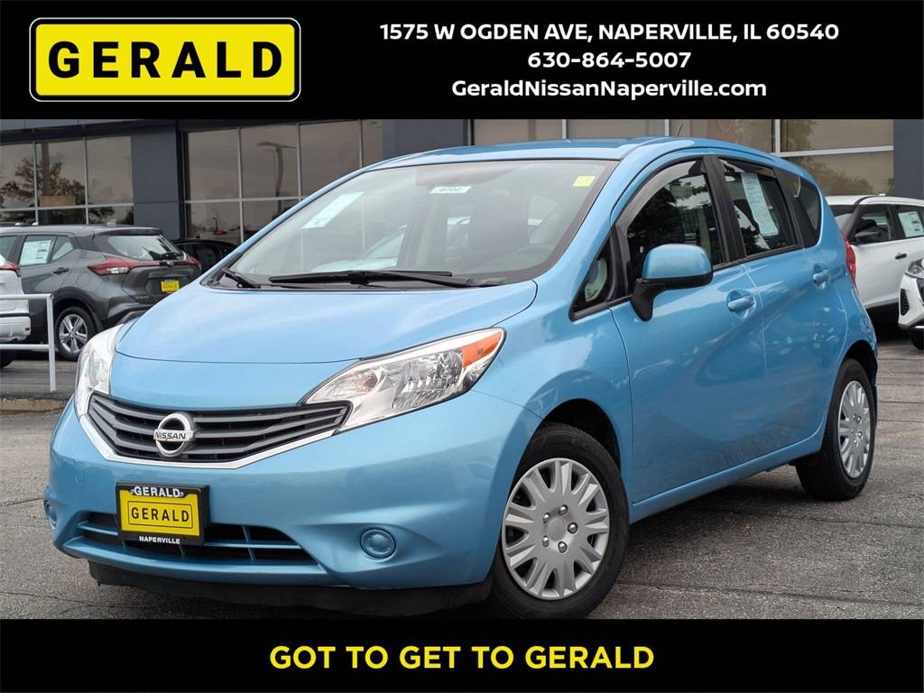 2014 Nissan Versa 1.6 SV — Hatchback — 21,512 mi — Naperville, IL
