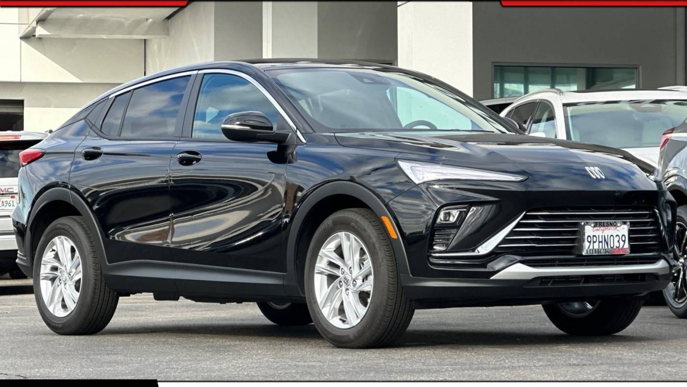 2025 Buick Envista Preferred — SUV — 5,963 mi — Fresno, CA