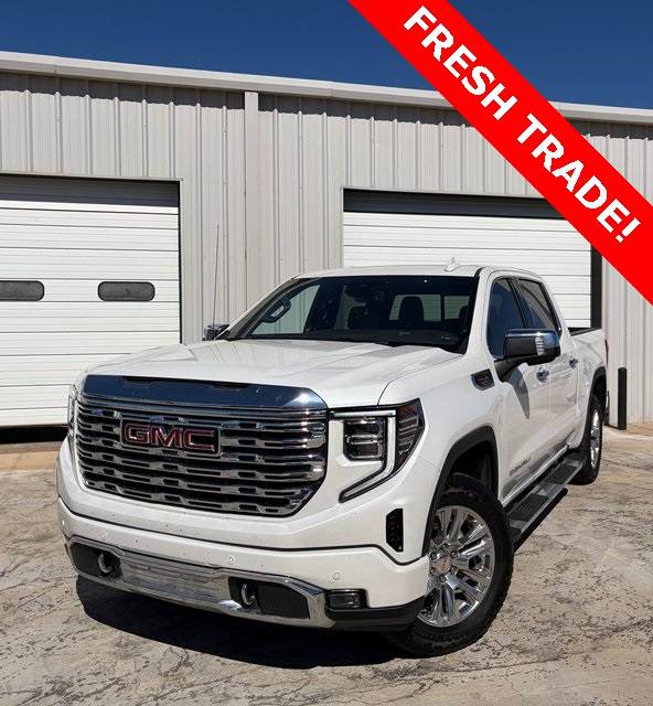 2022 GMC Sierra 1500 Denali — Pickup Truck — 12,231 mi — Canyon, TX