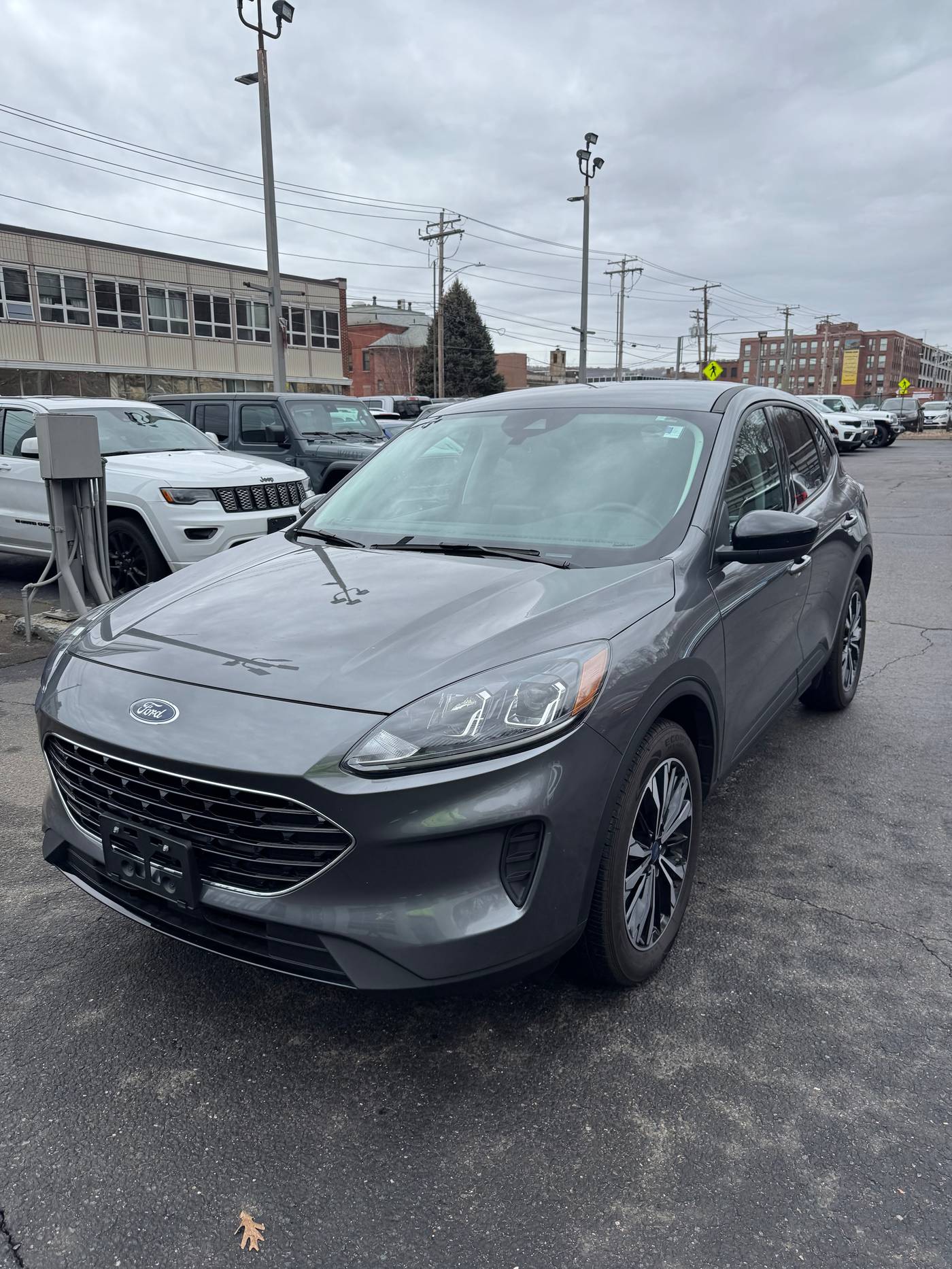 2021 Ford Escape SE — SUV — 8,798 mi — Ansonia, CT