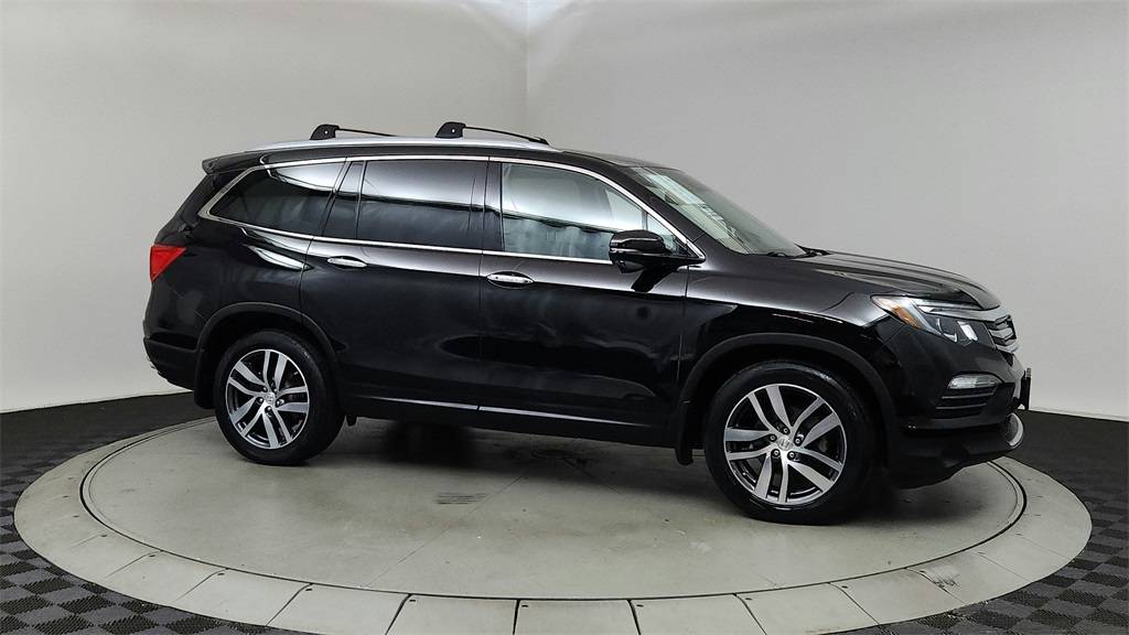 2016 Honda Pilot Touring — SUV — 96,993 mi — Portland, OR
