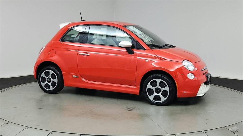 2019 FIAT 500e Base — Hatchback — 12,599 mi — Portland, OR
