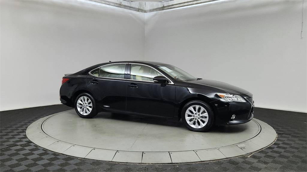 2013 Lexus ES ES 300h — Sedan — 149,347 mi — Portland, OR