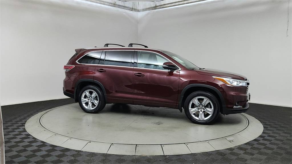 2016 Toyota Highlander Limited — SUV — 84,899 mi — Portland, OR