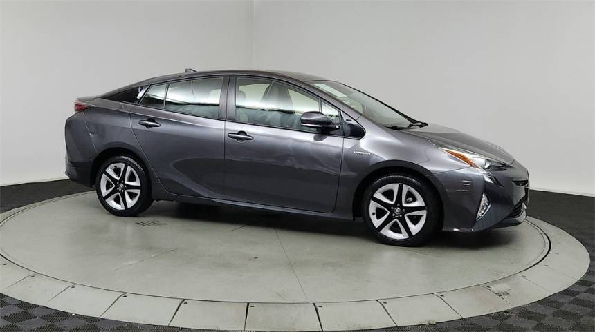 2017 Toyota Prius Three Touring — Hatchback — 43,832 mi — Portland, OR