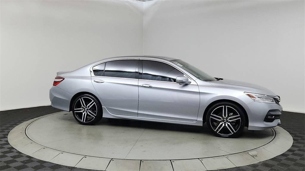 2017 Honda Accord Touring — Sedan — 97,831 mi — Portland, OR