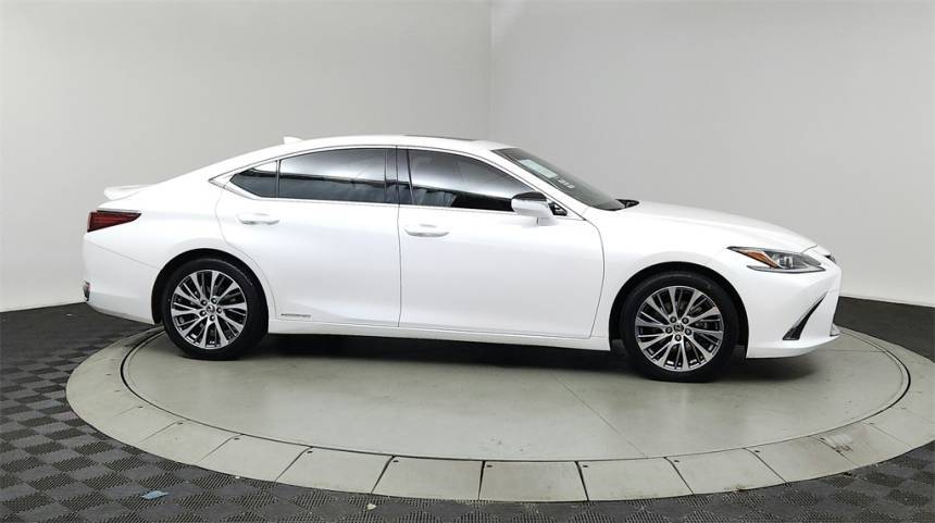 2019 Lexus ES ES 300h — Sedan — 89,883 mi — Portland, OR