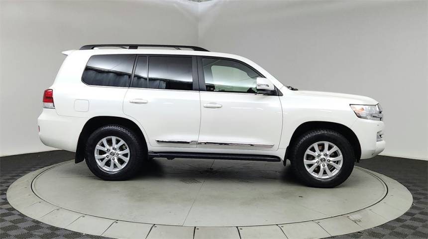2016 Toyota Land Cruiser Base — SUV — 137,630 mi — Portland, OR