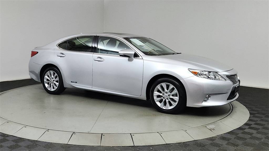 2014 Lexus ES ES 300h — Sedan — 57,878 mi — Portland, OR