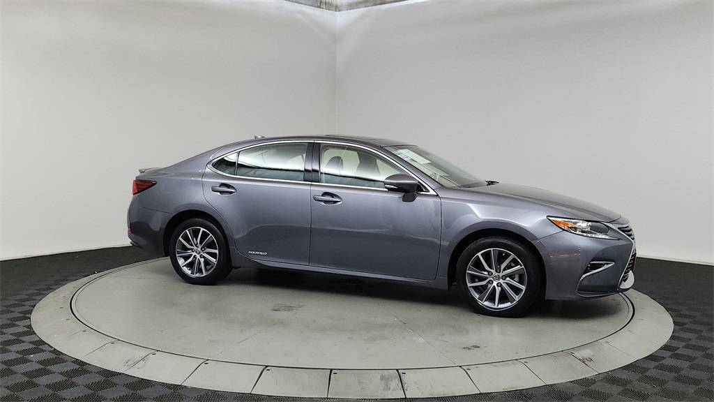 2016 Lexus ES ES 300h — Sedan — 75,559 mi — Portland, OR